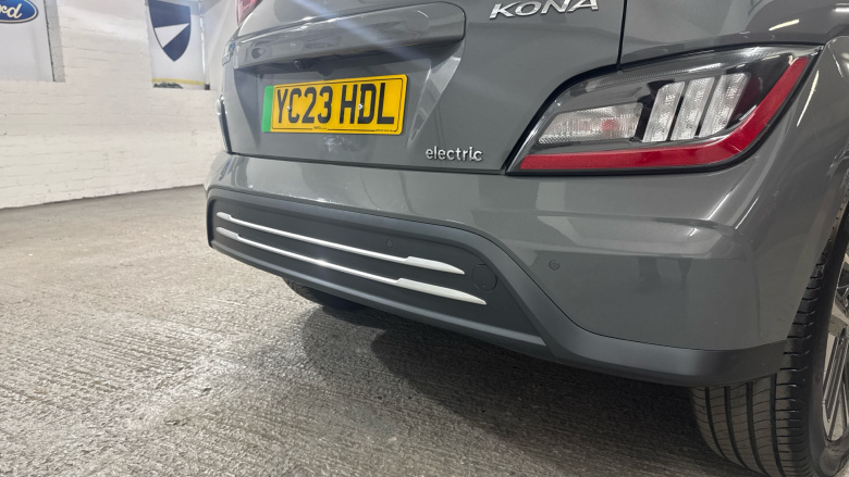 Hyundai KONA 100kW Premium 39kWh 5dr Auto Electric Hatchback